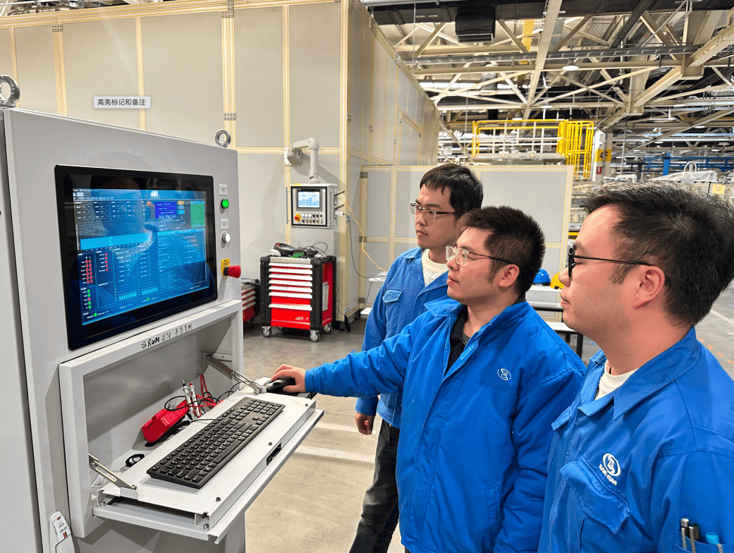 上汽集團技術攻關項目榮膺上海市重點產品質量攻關成果，引領行業技術開發新標桿